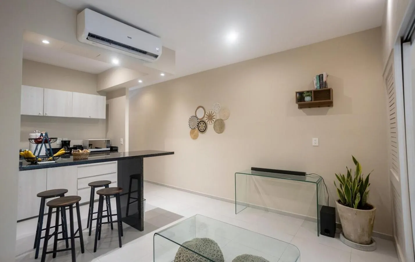 Playacar Master Suites, 2 Pools, Bbq, Beach 5 Min Playa del Carmen 0*,  México